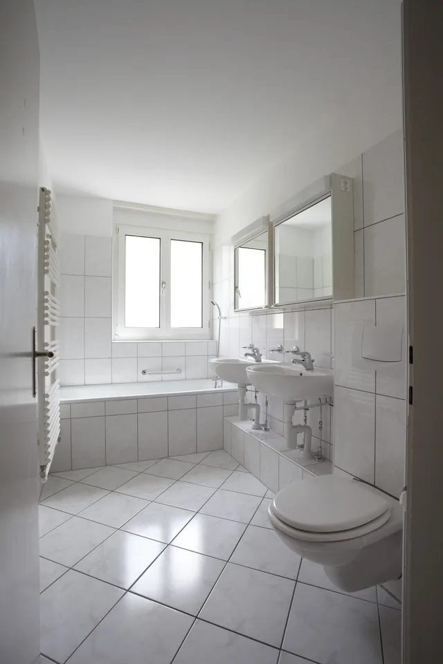 Appartement de 4 pièces rénové avec balcon à St. Gallen