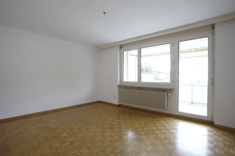 Appartement de 4 pièces rénové avec balcon à St. Gallen