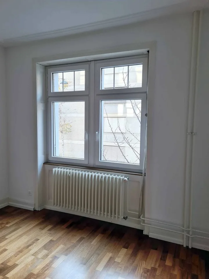Well-maintained old building apartment in the popular St. Johanns quarter