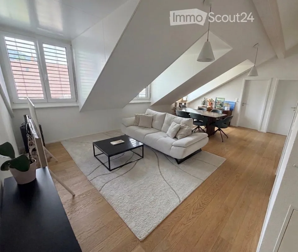 Appartement mansardé de 4.5 pièces à louer à Cernier