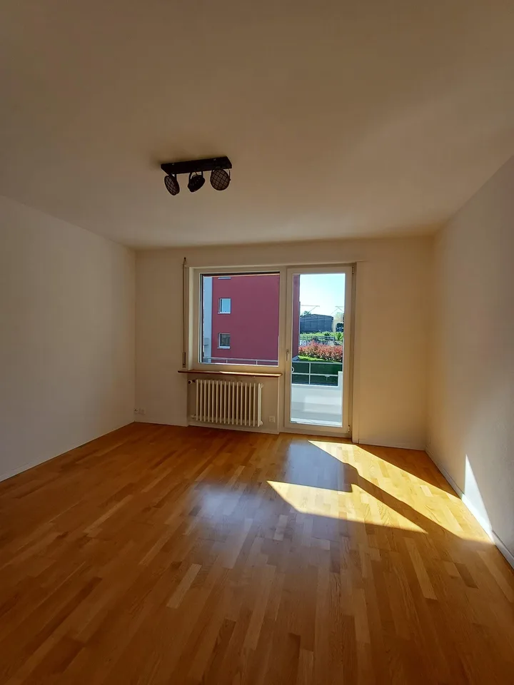 Appartement moderne et lumineux de 2,5 pièces dans un emplacement central !