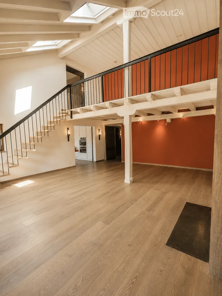 Beautiful 5.5-room duplex – 195 m² – Private garden of 250 m² – Finnish sauna