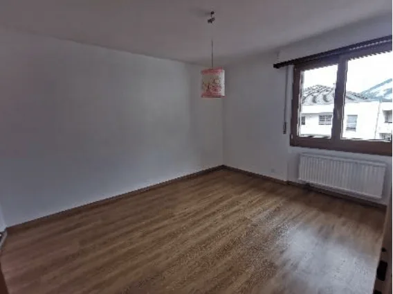 Attraktive 4,5 Zimmerwohnung, 105 m² in Susten