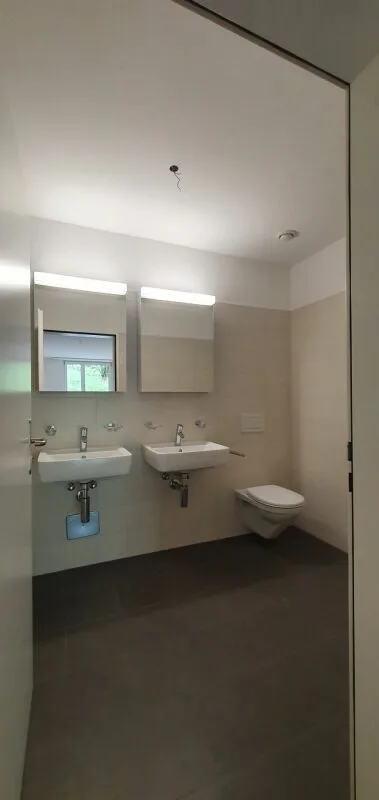Zentral Wohnen mit Sitzplatz!