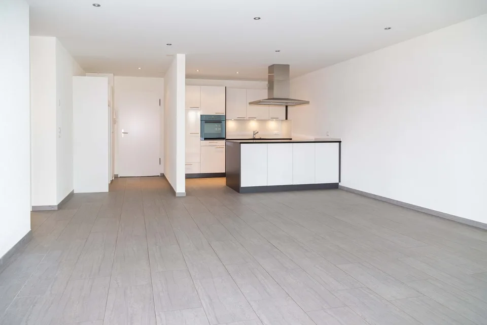 Helle 3.5-Zimmer-Wohnung mit grossem Balkon