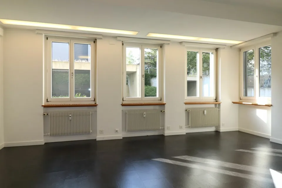 Büro-/Therapieräume Nähe Aeschenplatz und Bahnhof SBB