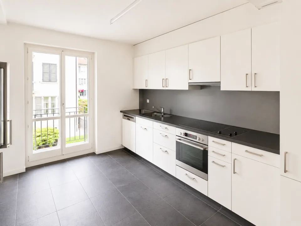 Charmante 3.5 Zimmer-Altbau-Wohnung im Zürcher Kreis 6
