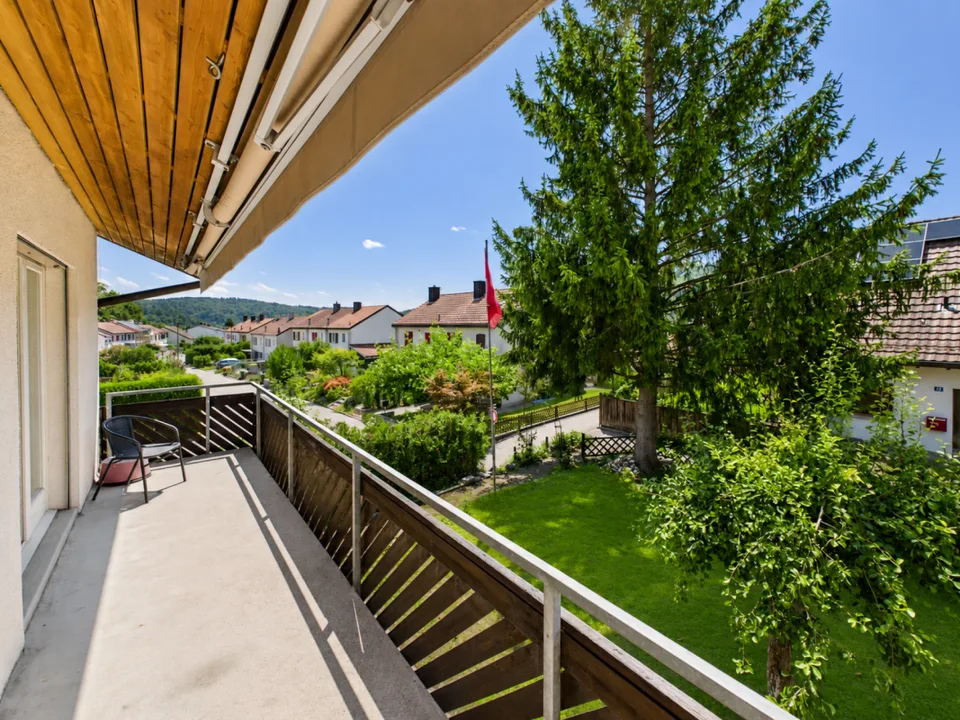 Demie maison avec grand jardin