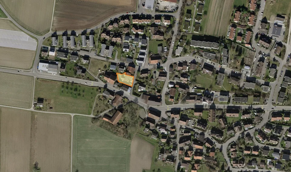 Charmante 5.5-Zimmer-Wohnung in ruhiger Lage in Dänikon ZH