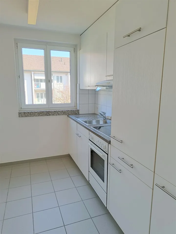 Bright 3.5-room apartment with balcony in St. Gallen
