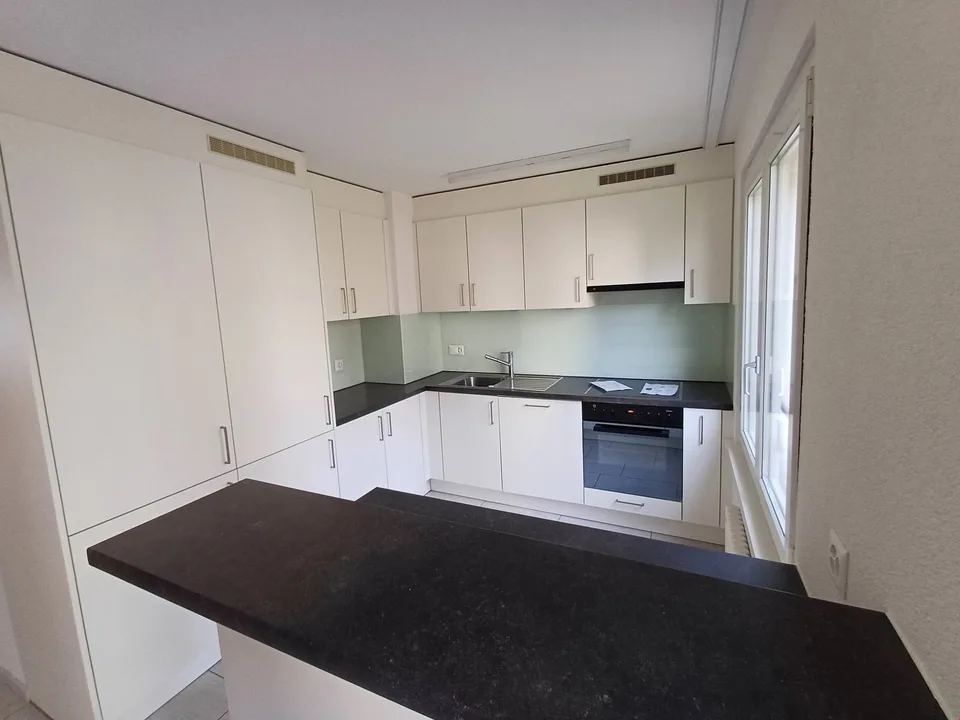 4.5-Zimmerwohnung an ruhiger und sonniger Lage mit weiter Aussicht