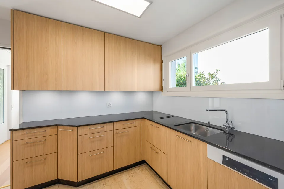Maison mitoyenne rénovée sur Bruderholz