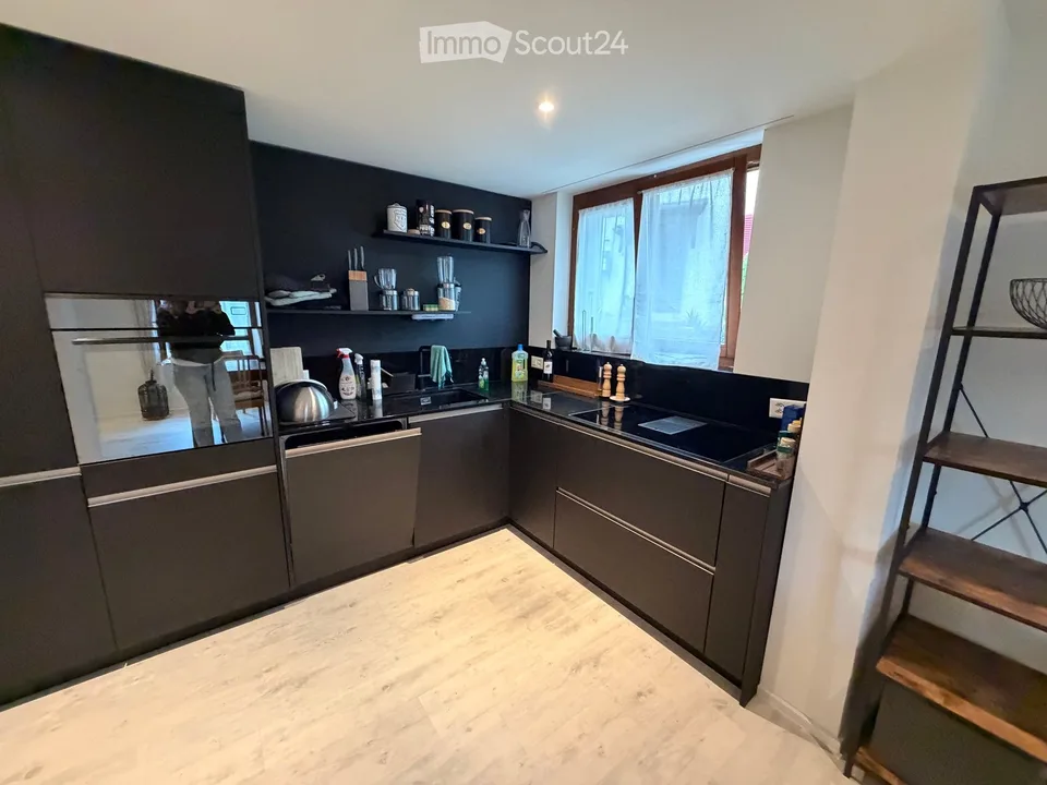 Charmantes 4.5-Zimmer-Einfamilienhaus in Zuzgen – sofort verfügbar! – Foto 13 von 16