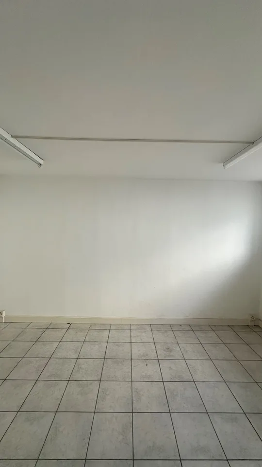 Hobbyraum (zwei durchgehende Räume)