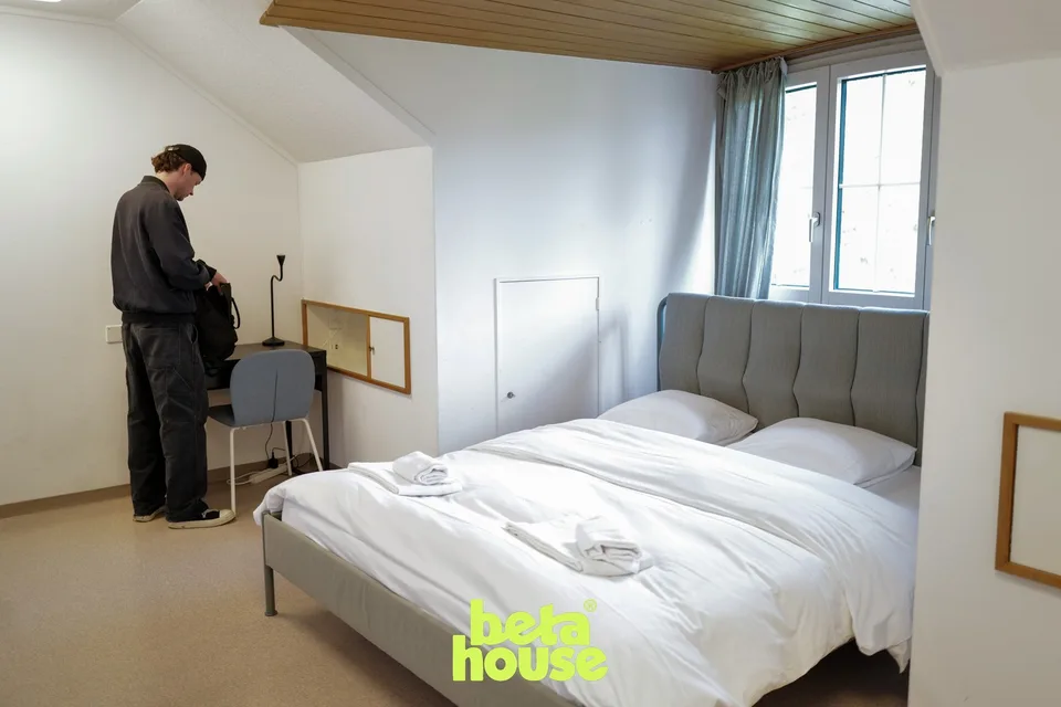 betahouse SpaciousShare - grösseres Zimmer für Studierende - ab CHF 1099 inkl. - ab sofort