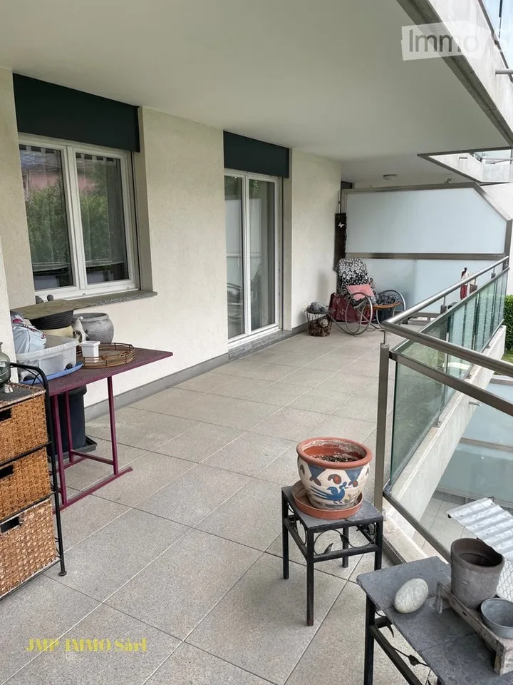 Beautiful 3.5-room apartment with 3 parking spaces to seize