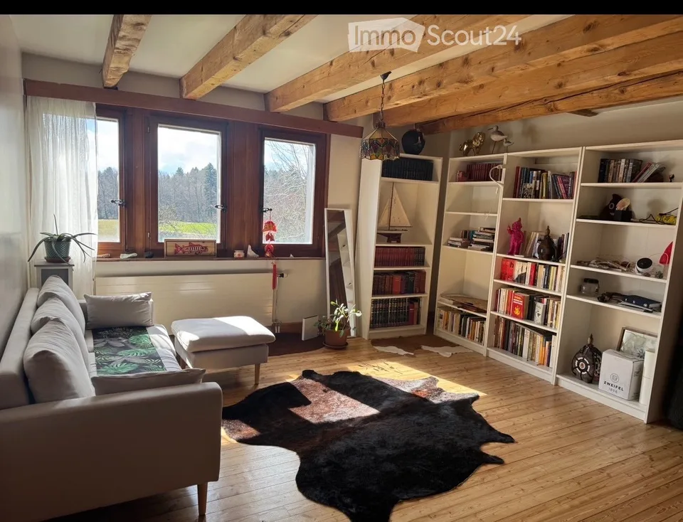 Geräumige 4.5-Zimmer-Villa mit großem Garten