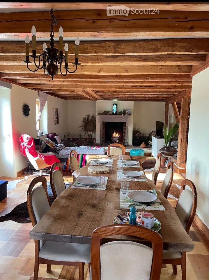 Spacieuse villa de 4.5 pièces avec un grand jardin