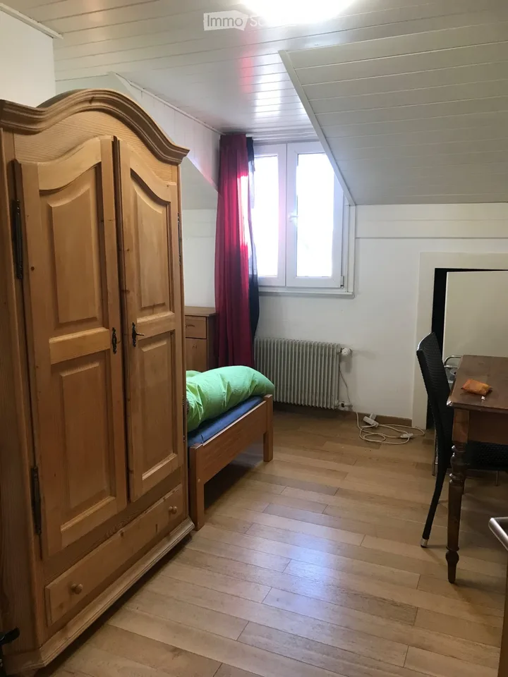 SION, independent furnished room, 100m from the old town