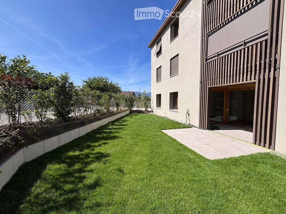 Schönes neues 4-Zimmer-Apartment mit eigenem Garten in Bernex