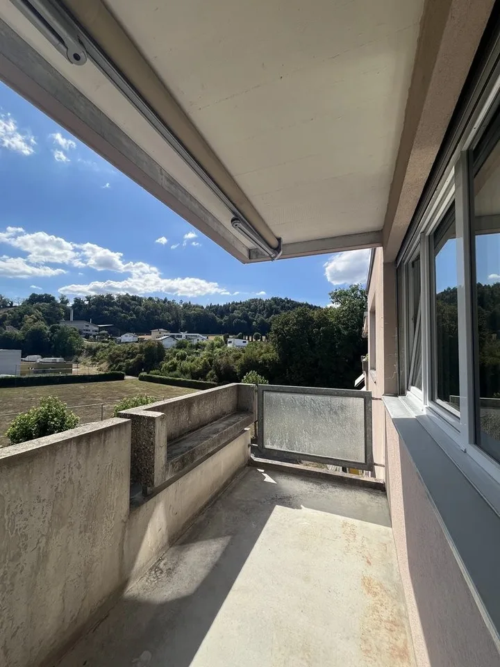 Fully renovated 3.5-room apartment for rent in Porrentruy