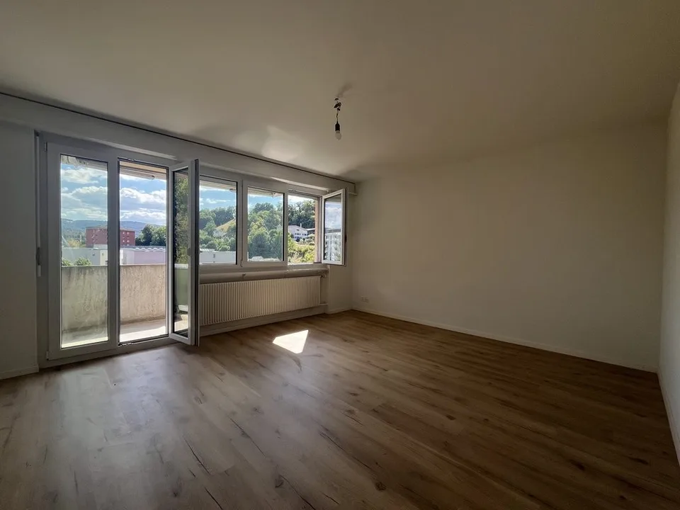 Fully renovated 3.5-room apartment for rent in Porrentruy