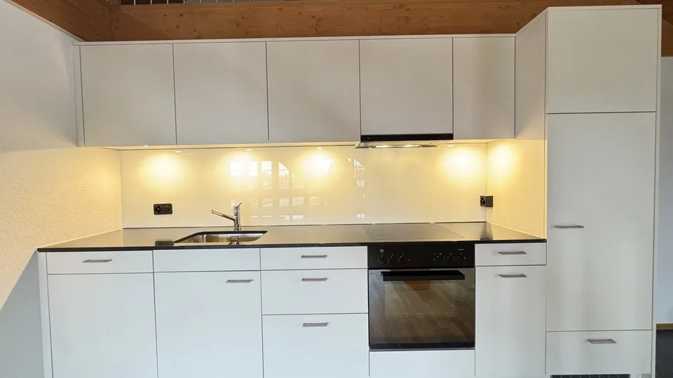 Spacious 2.5-room loft apartment with gallery floor