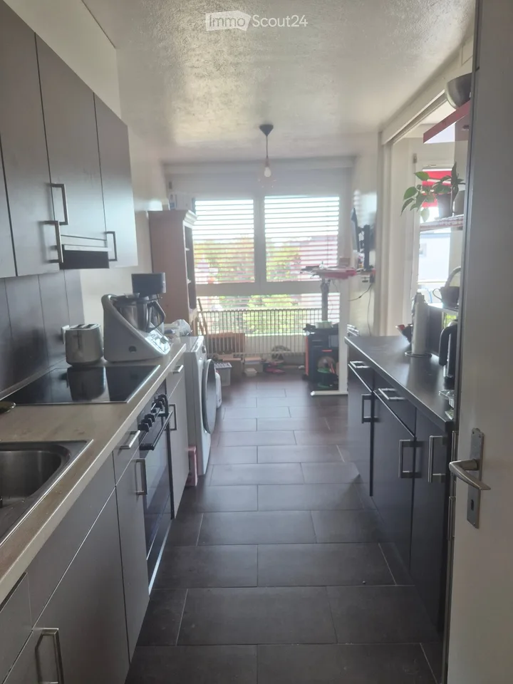 Wohnung mit 3.5 Zimmern in Chailly, zur Miete