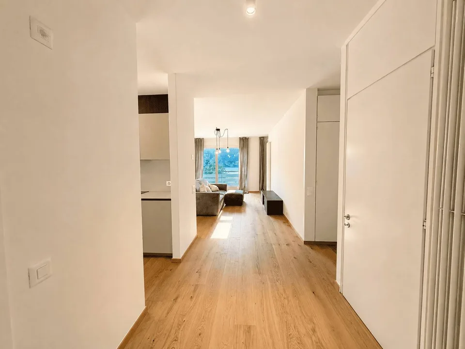 Esclusiva casa vista lago tra Morcote e Figino