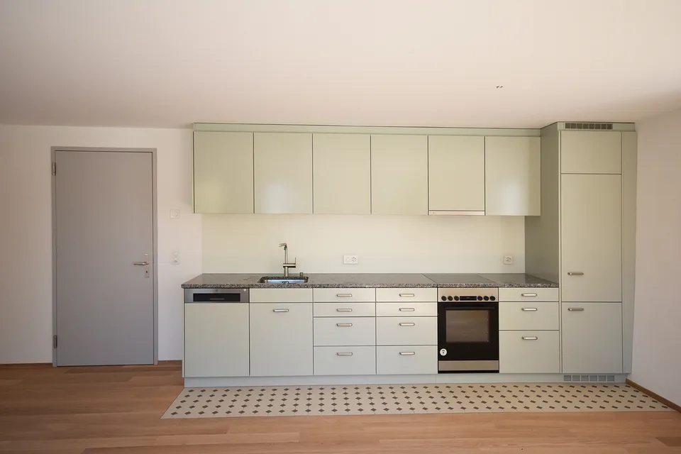 Newly valued 2.5-room ground floor apartment in Rünenberg!