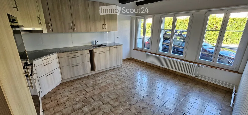 Charming 5.5-room maisonette apartment in Murten – available immediately