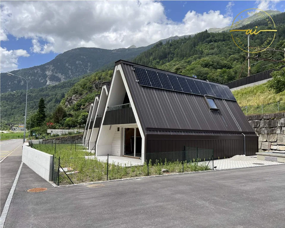 CHARACTERISTIC TERRACED HOUSE 3.5 ROOMS MINERGIE IN FAIDO