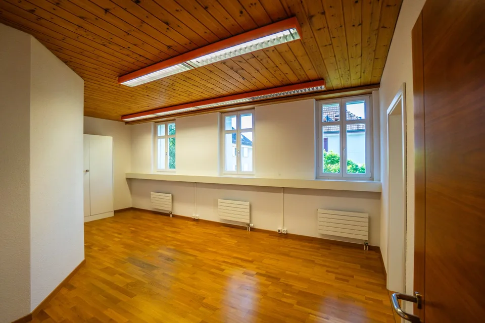 Office/Practice Space – Top Location Wil SG
