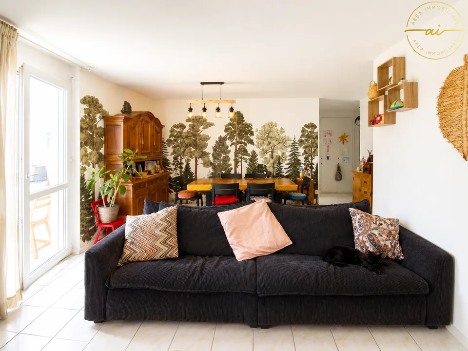 SPAZIOSO 4.5 LOCALI CON BALCONE A MORBIO INFERIORE