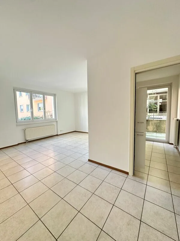 Wohnung mit 3 Räumen und Gartennische