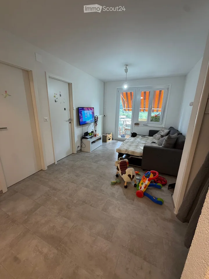 Appartement de 3,5 pièces avec balcon à Vallorbe – disponible dès octobre 2026