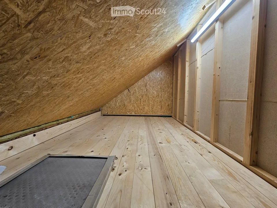 Charmant appartement de 2,5 pièces dans un bâtiment historique à Belp