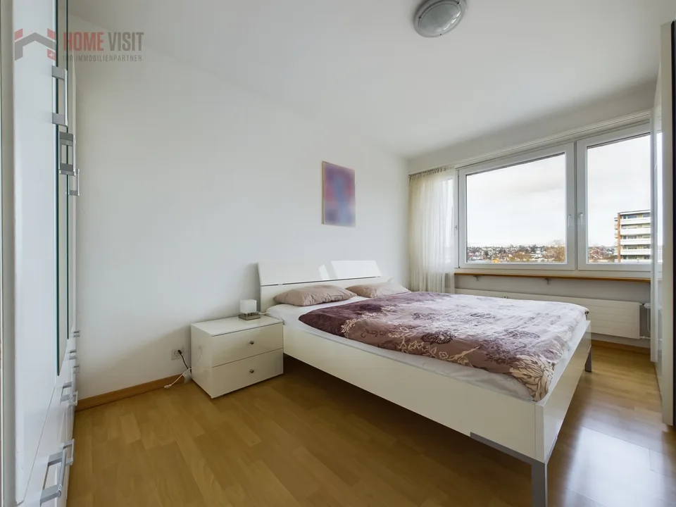 Vivere con vista - appartamento 4,5 locali con balcone soleggiato a Therwil