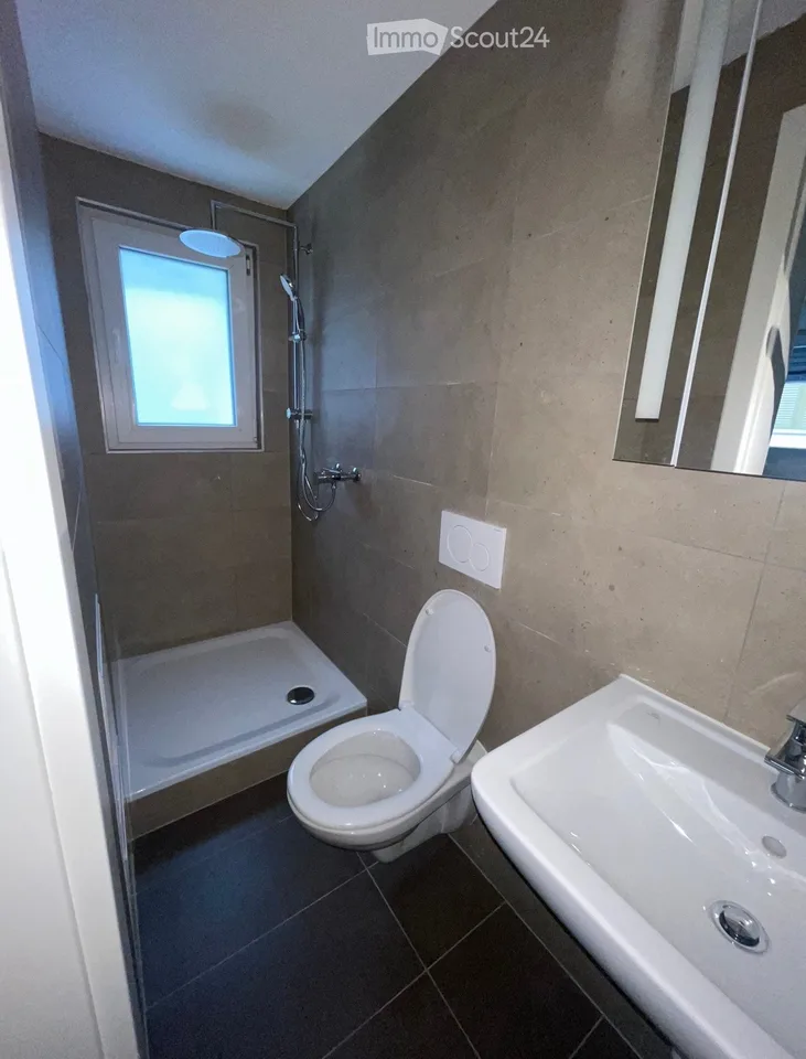 Neue 2-Zimmer-Wohnung mit Terrasse in Kerzers