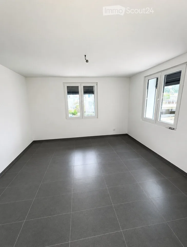 Appartement neuf de 2 pièces avec terrasse à Kerzers