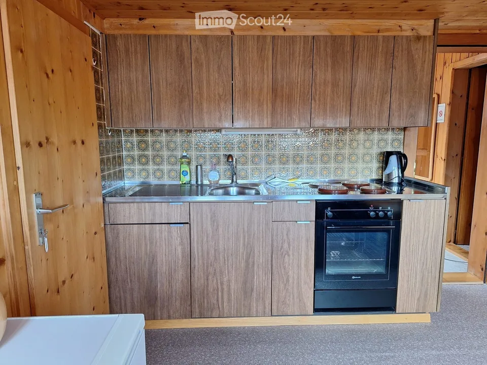 Charmante 3-Zimmer-Dachwohnung in Degen, Graubünden