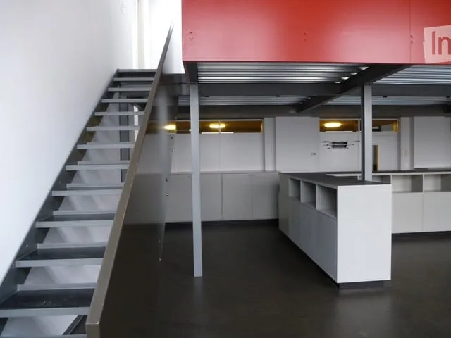 Colocataire recherché pour moitié d'atelier, situé au centre