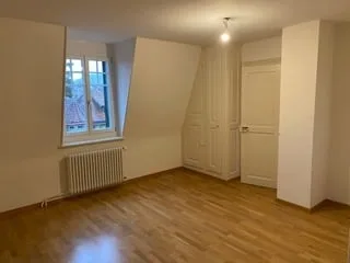 Charming 5.5-room maisonette apartment in an old building – Bern, Landhausweg 5