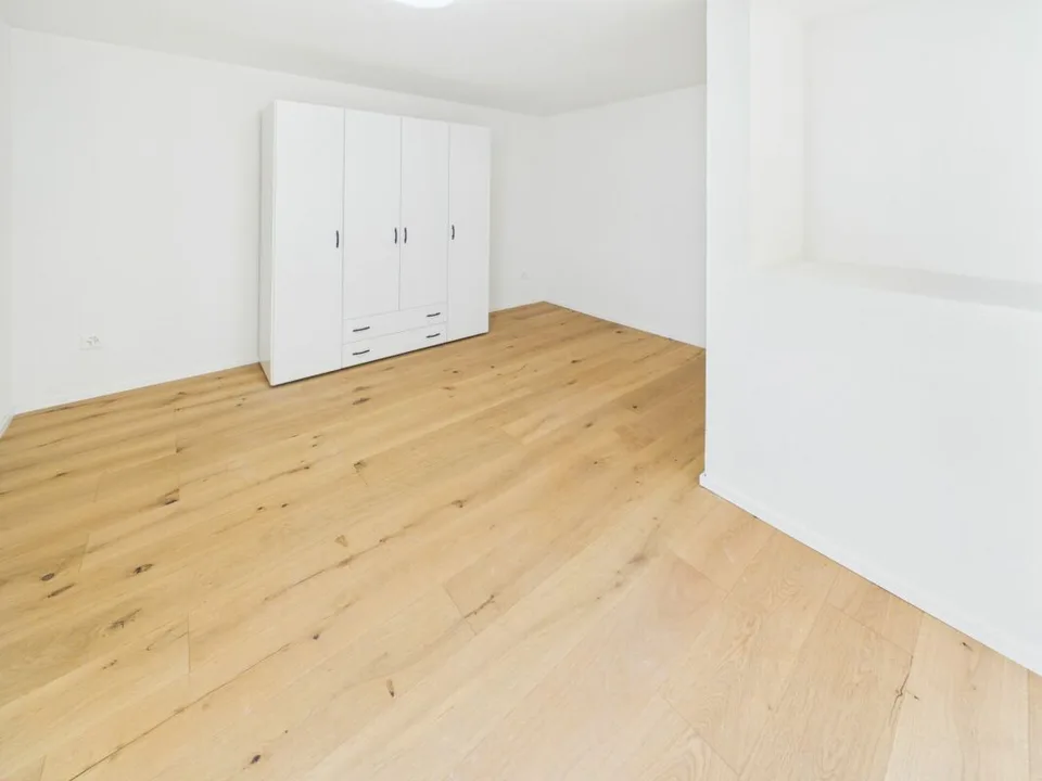 Appartement de 2½ pièces élégant dans un quartier résidentiel calme