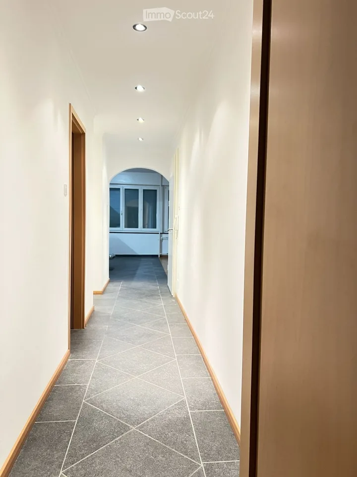 Schönes 3-Zimmer-Apartment mit Charme im Zentrum von Fribourg