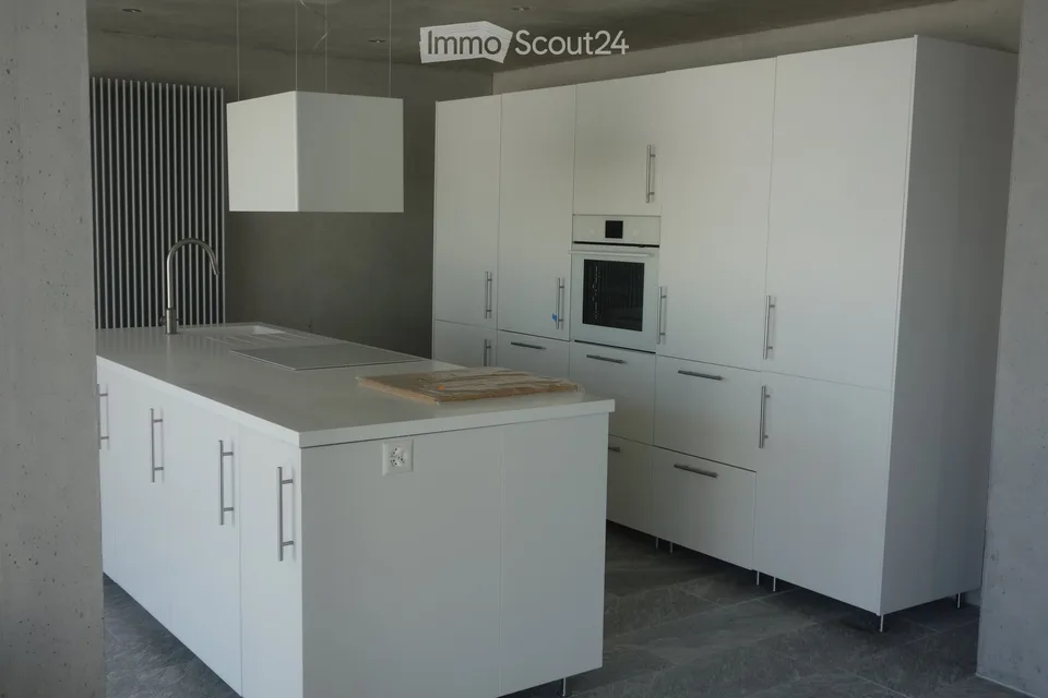 Appartement exclusif 3½ pièces avec vue spectaculaire sur le lac et les montagnes