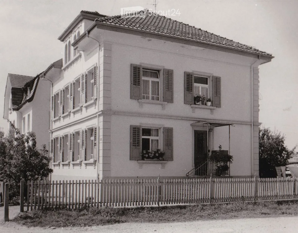 Charmante 3-Zimmer-Altbauwohnung im Erdgeschoss in Gossau SG