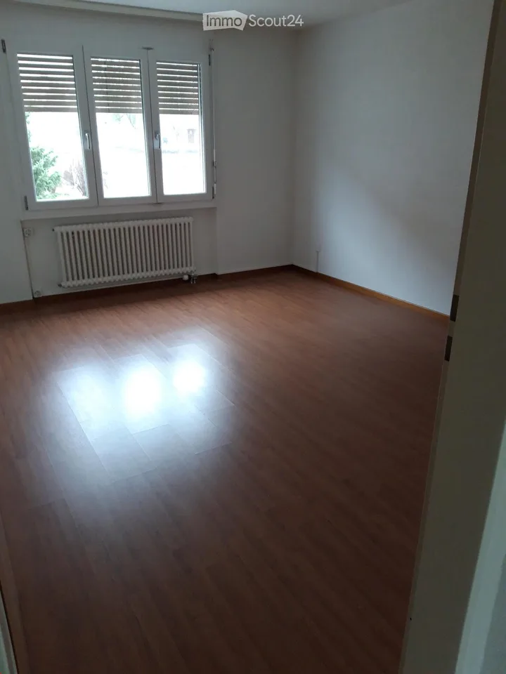Appartamento di 3 locali ben tenuto con balcone a Niederbipp