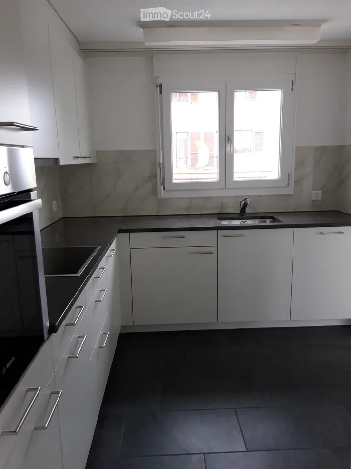 Gepflegte 3-Zimmer-Wohnung mit Balkon in Niederbipp