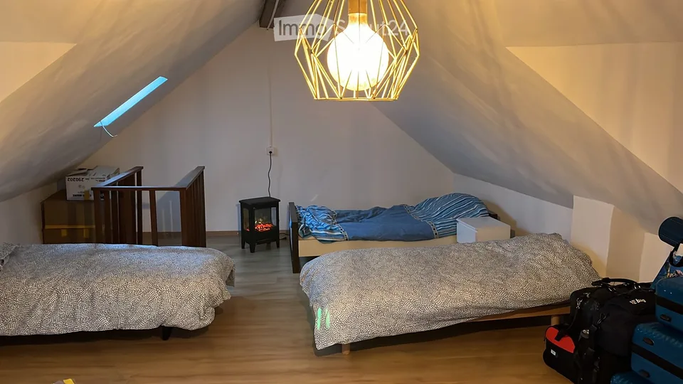 Private room or shared room